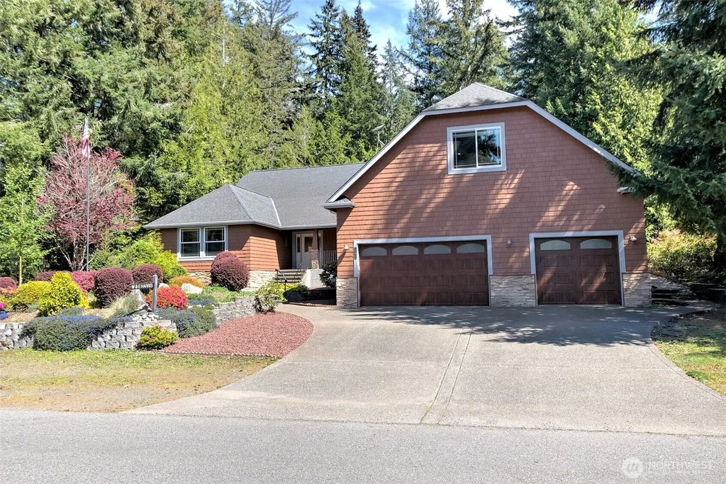 1171 E Old Ranch Road, Allyn