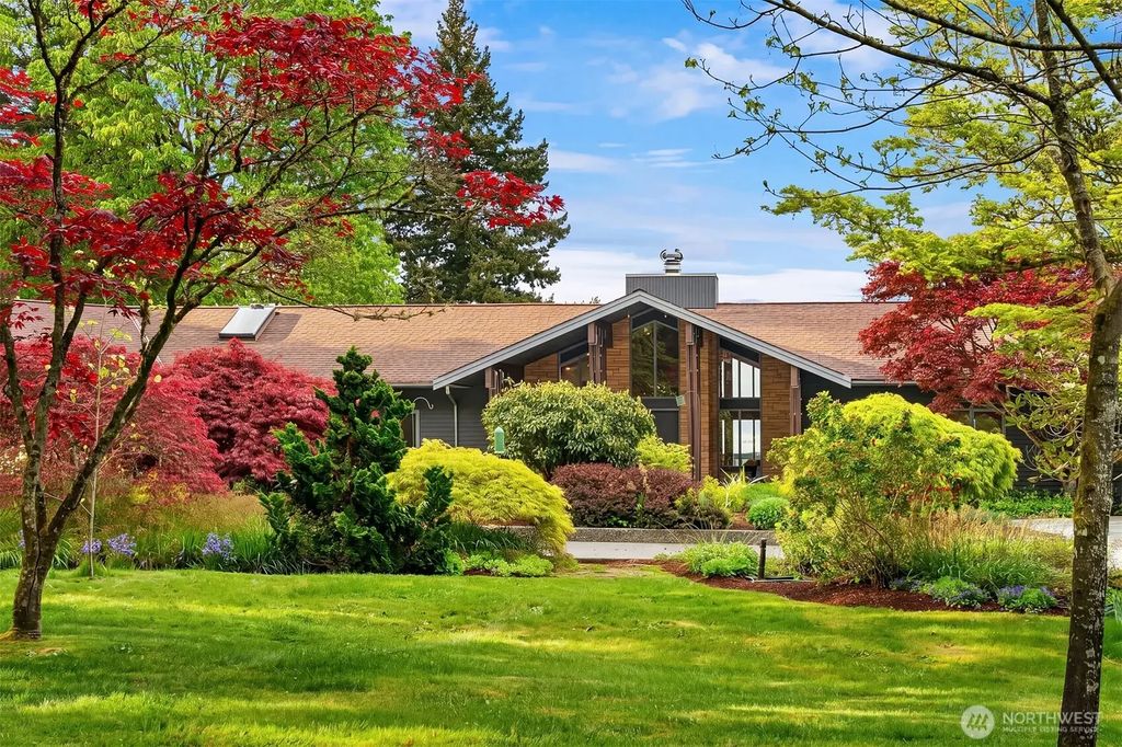 8425 Sw 216th Street, Vashon