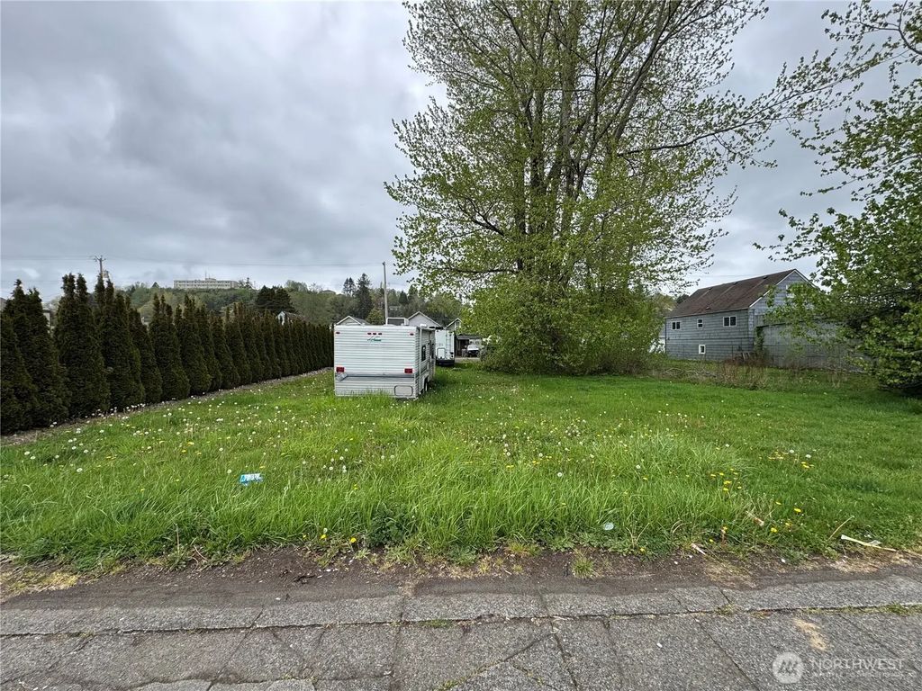 2210 Simpson Avenue, Aberdeen