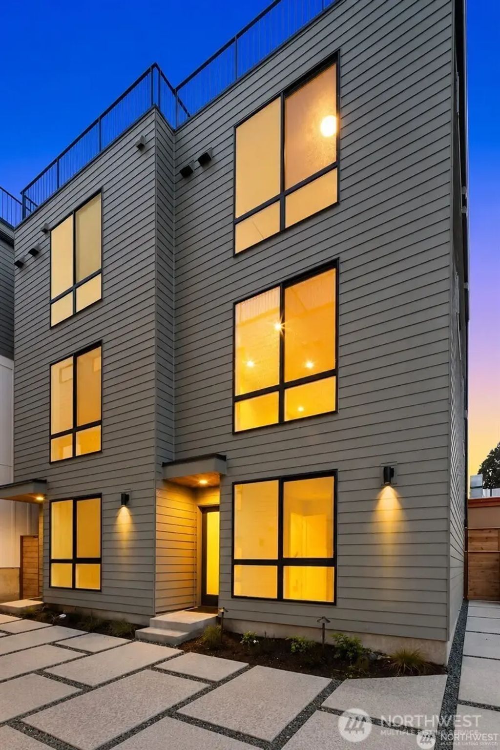 4419 2nd Avenue Ne A, Seattle