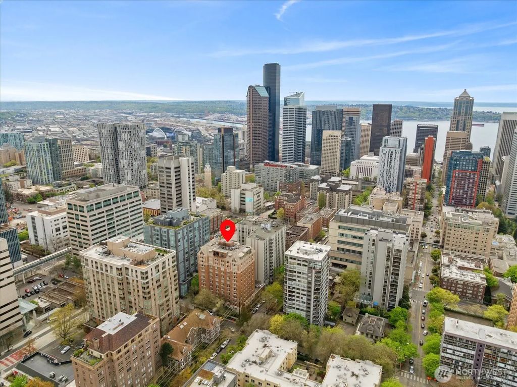 1017 Minor Avenue 206, Seattle