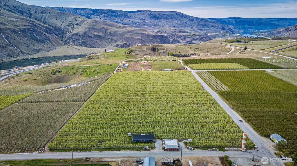 58 Substation Road, Chelan