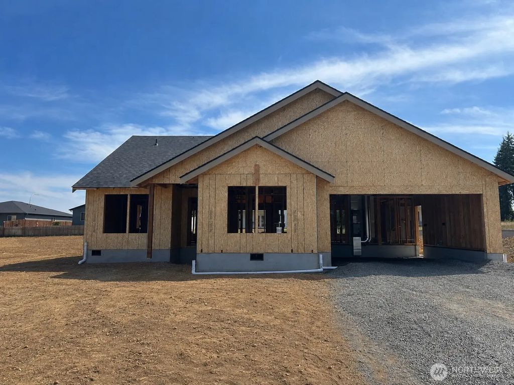 248 Eminence Avenue, Winlock
