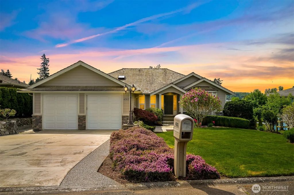 4743 S Golf Course Drive, Blaine