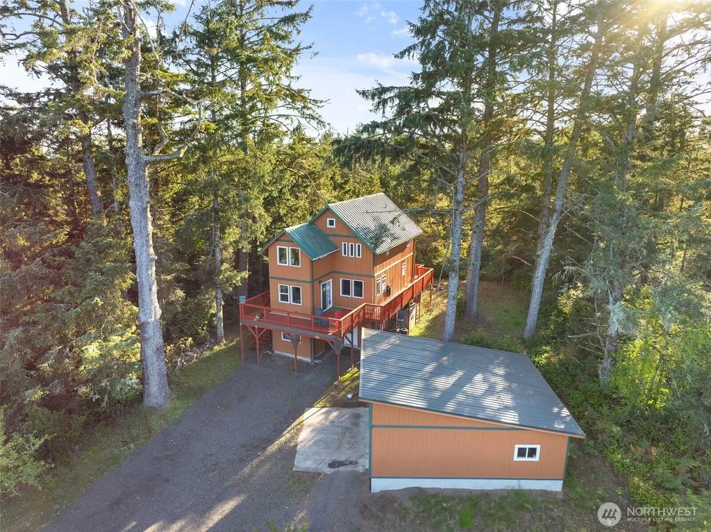 1019 Catala Avenue Se, Ocean Shores