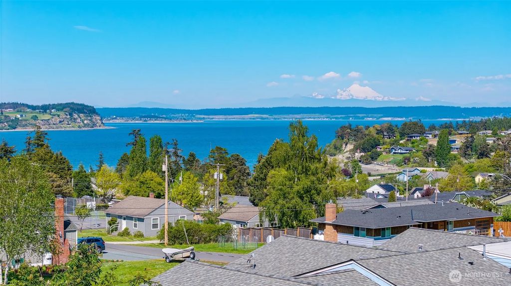 Center Street Ne, Coupeville