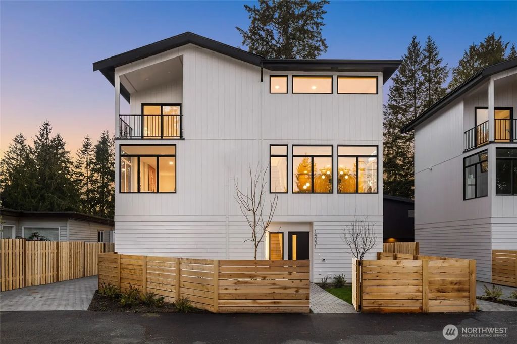 14031 Densmore Avenue N, Seattle