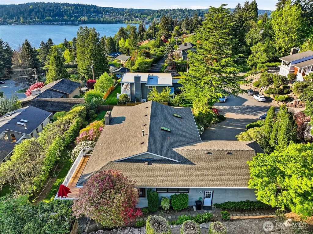 15419 62nd Avenue Ne, Kenmore