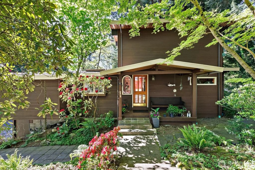 6418 E Mercer Way, Mercer Island