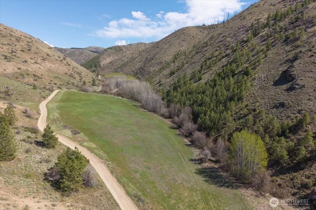 Bisping Canyon Road, Entiat