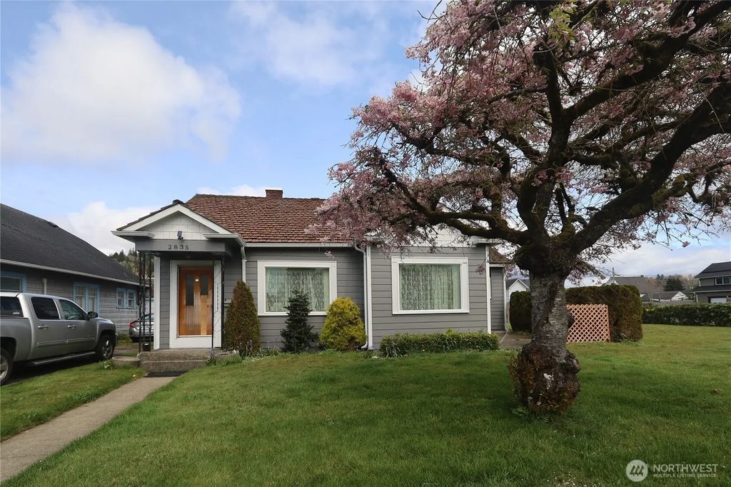 2835 Pacific Avenue, Hoquiam