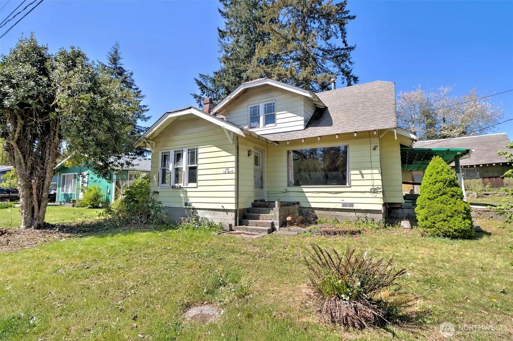 2005 Lake Boulevard, Shelton