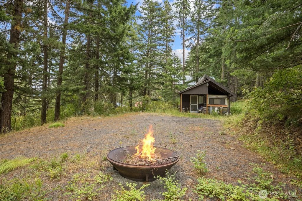 100 Klancie Lane, Cle Elum