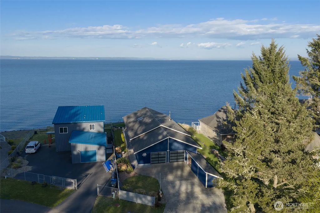 841 Bay View Court Se, Ocean Shores
