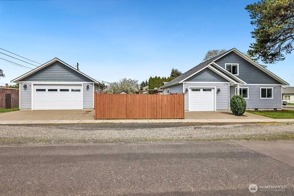 903 Atherton Street, Centralia