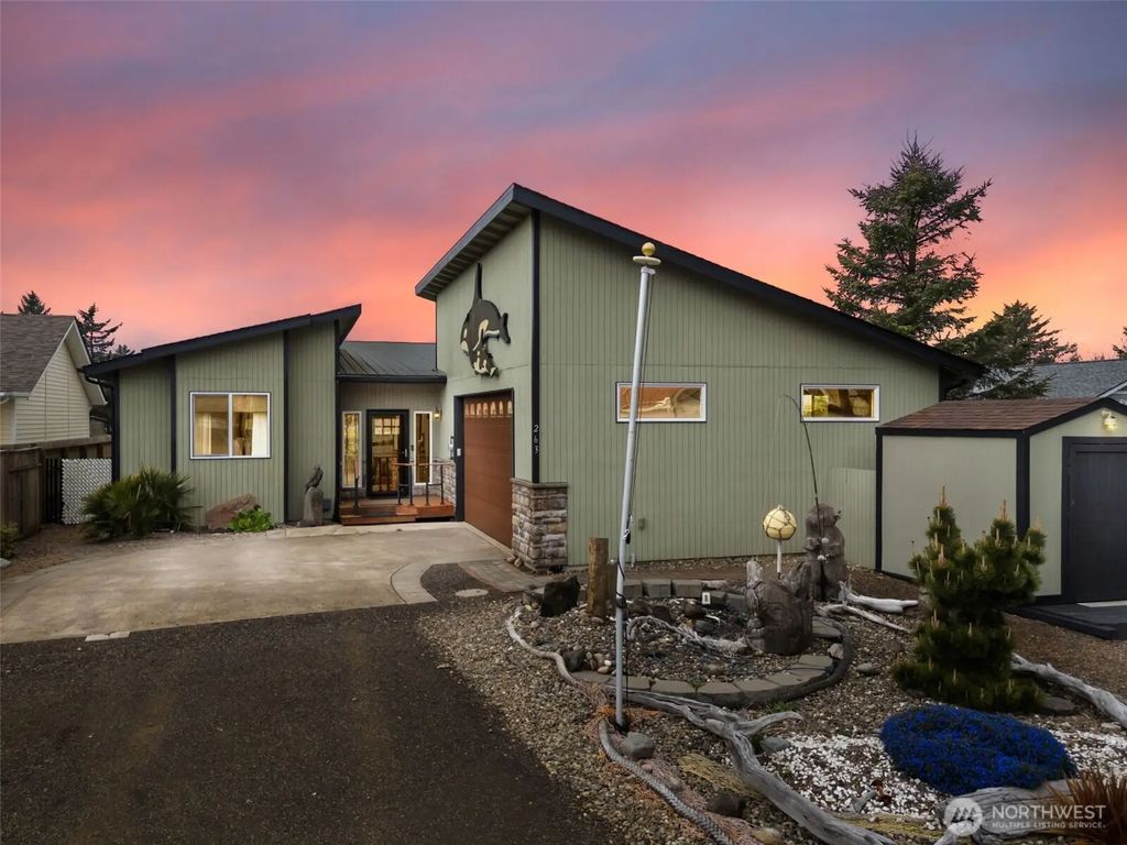 263 Canal Drive Ne, Ocean Shores