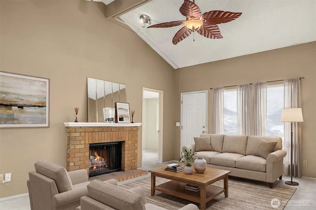 118 Sw 116th Street D32, Seattle