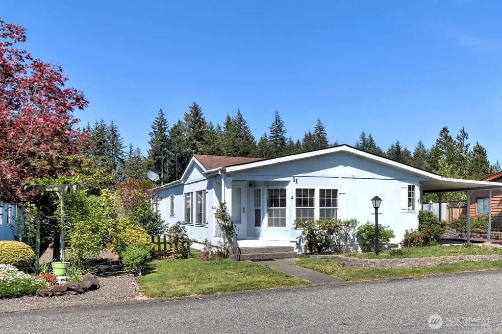 11 Donder Road, Shelton