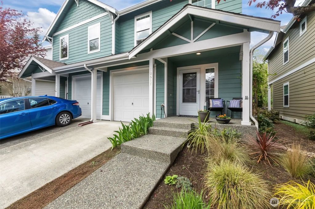 10617 Ne Kingston Meadows Circle, Kingston