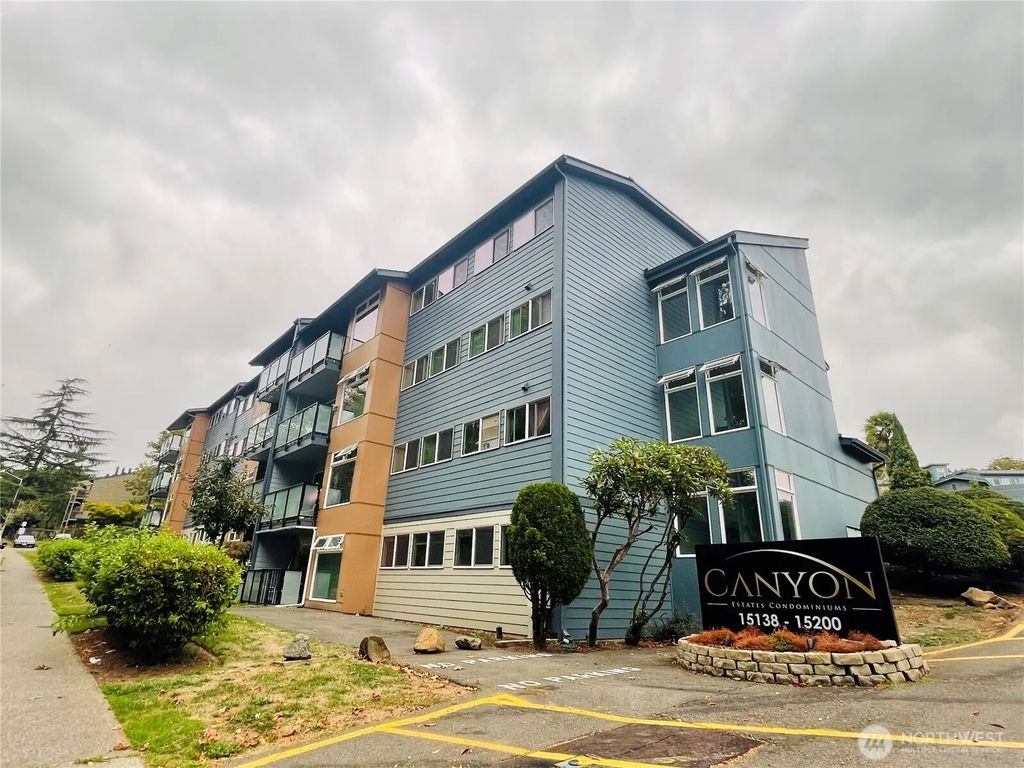 15154 65th Avenue S 911, Tukwila