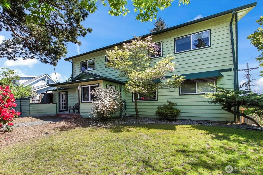 3701 N Whitman Street, Tacoma