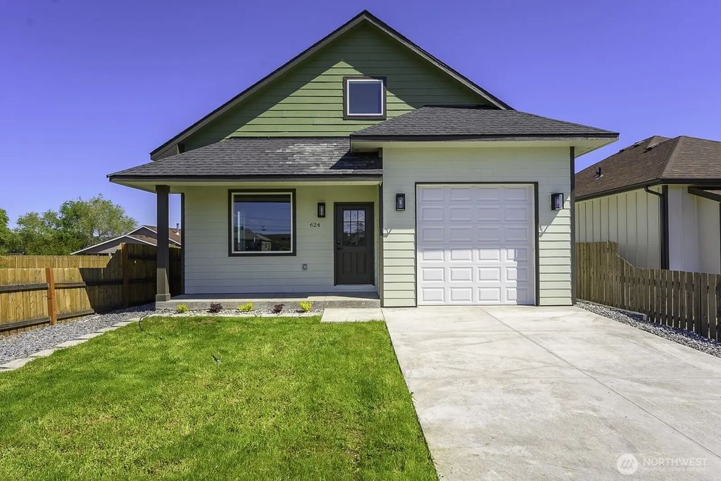 624 Aster Street S, Soap Lake