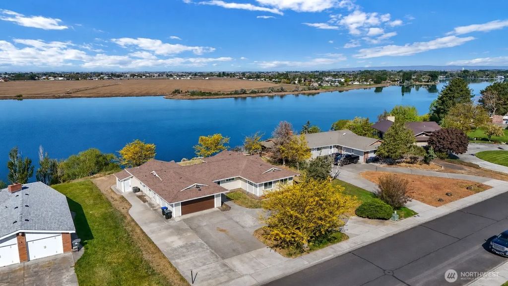 306 N Crestview Drive, Moses Lake