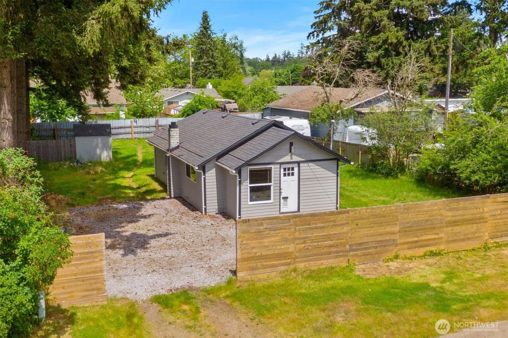 135 171st Street E, Spanaway