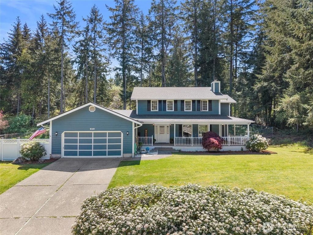858 Illahee Drive, Fox Island