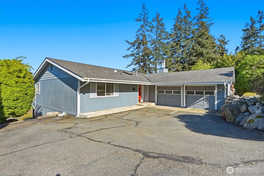 2198 Aurora Court, Oak Harbor