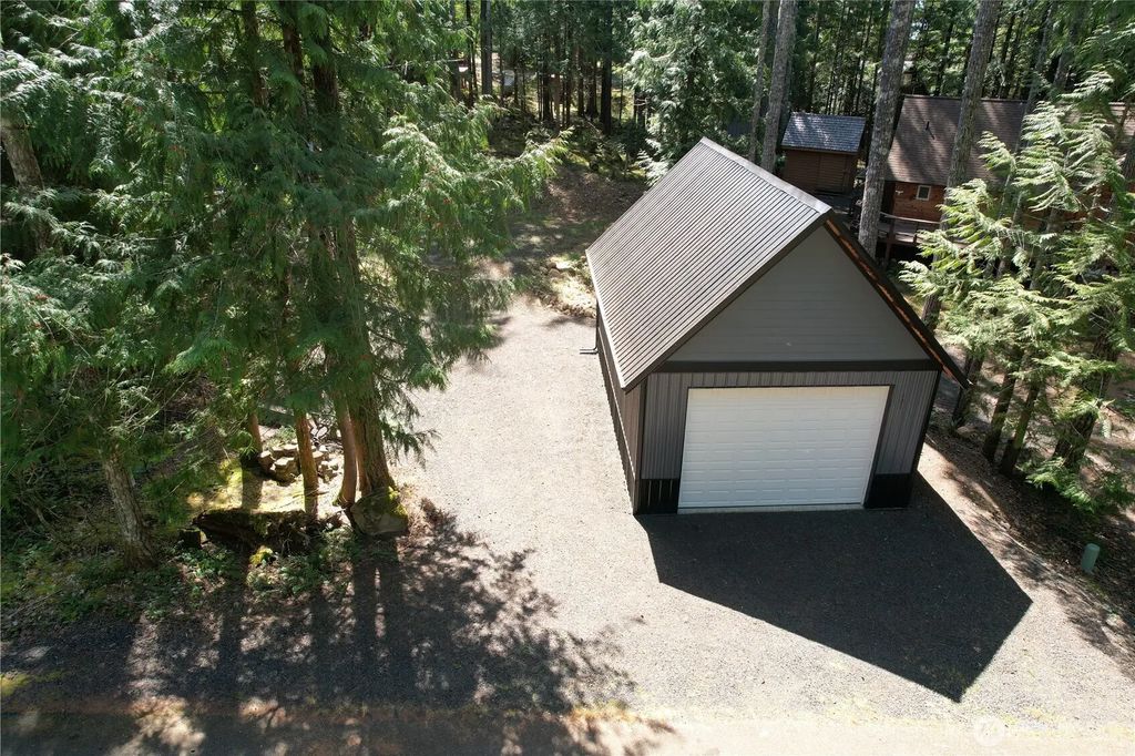 131 N Staircase Drive, Hoodsport