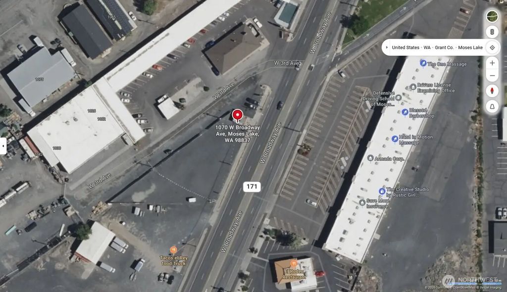 1070 W Broadway, Moses Lake