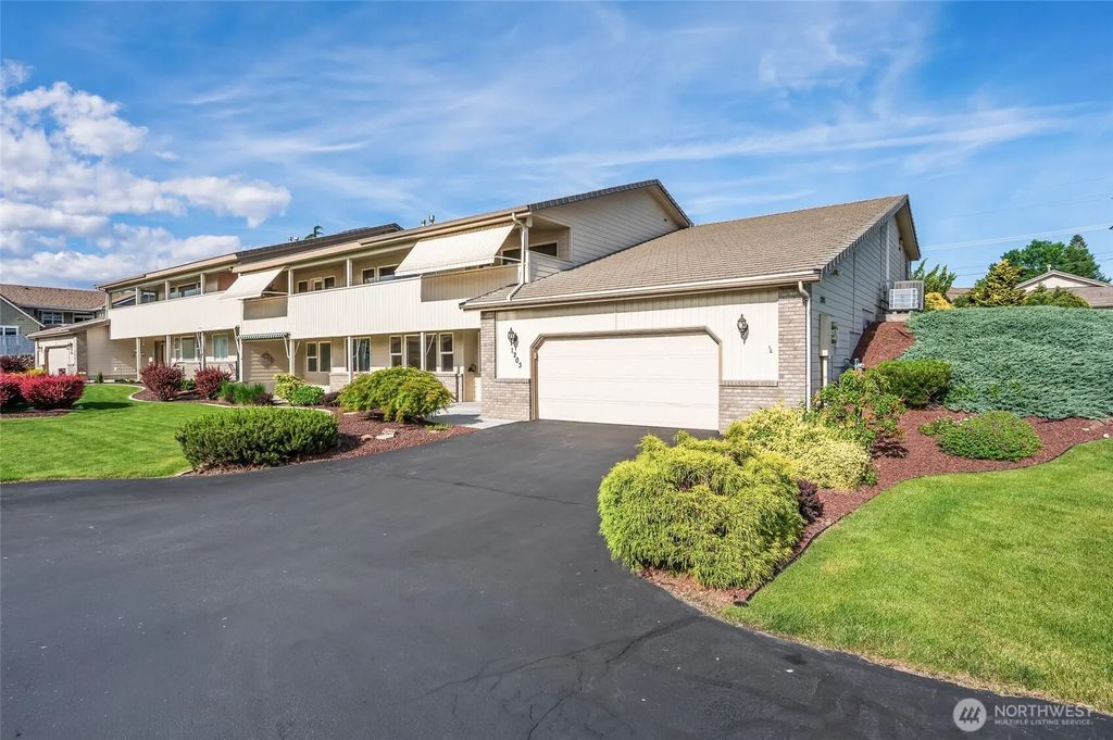 1380 Eastmont Avenue 1203, East Wenatchee
