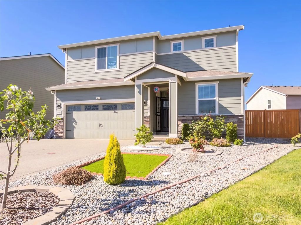6713 140th Street Ct E, Puyallup