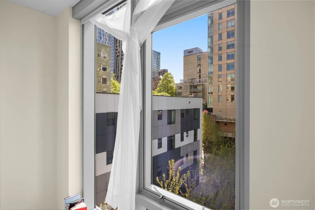 800 Columbia Street 808, Seattle
