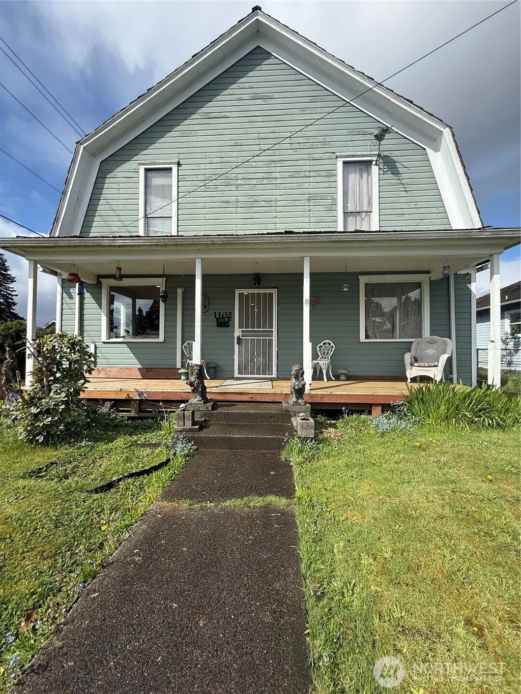 1102 Water Street, Raymond
