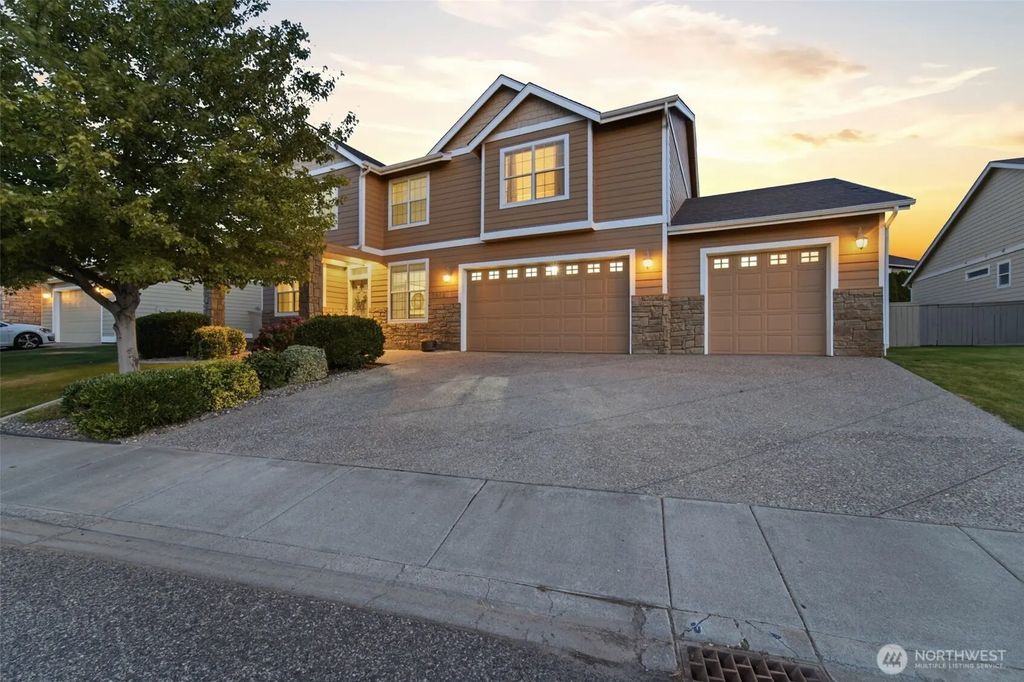 5609 W 14th Avenue, Kennewick