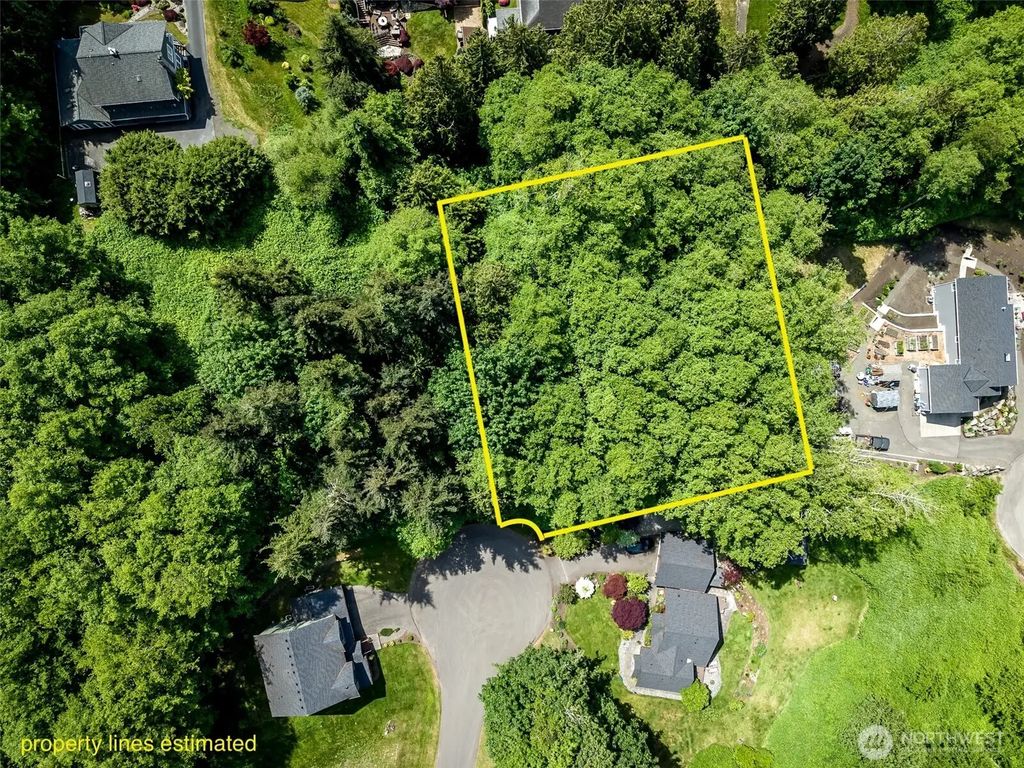 38743 Tinker Place Ne, Hansville