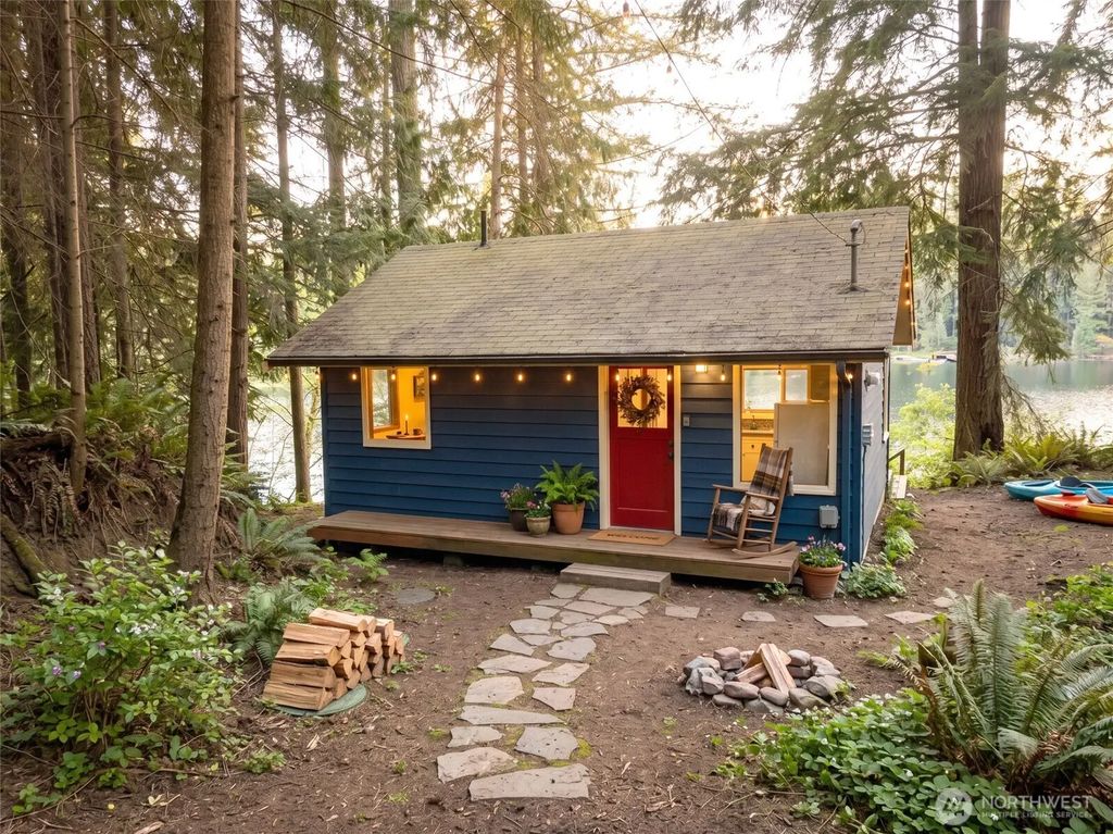 4945 Lakeside Drive, Langley