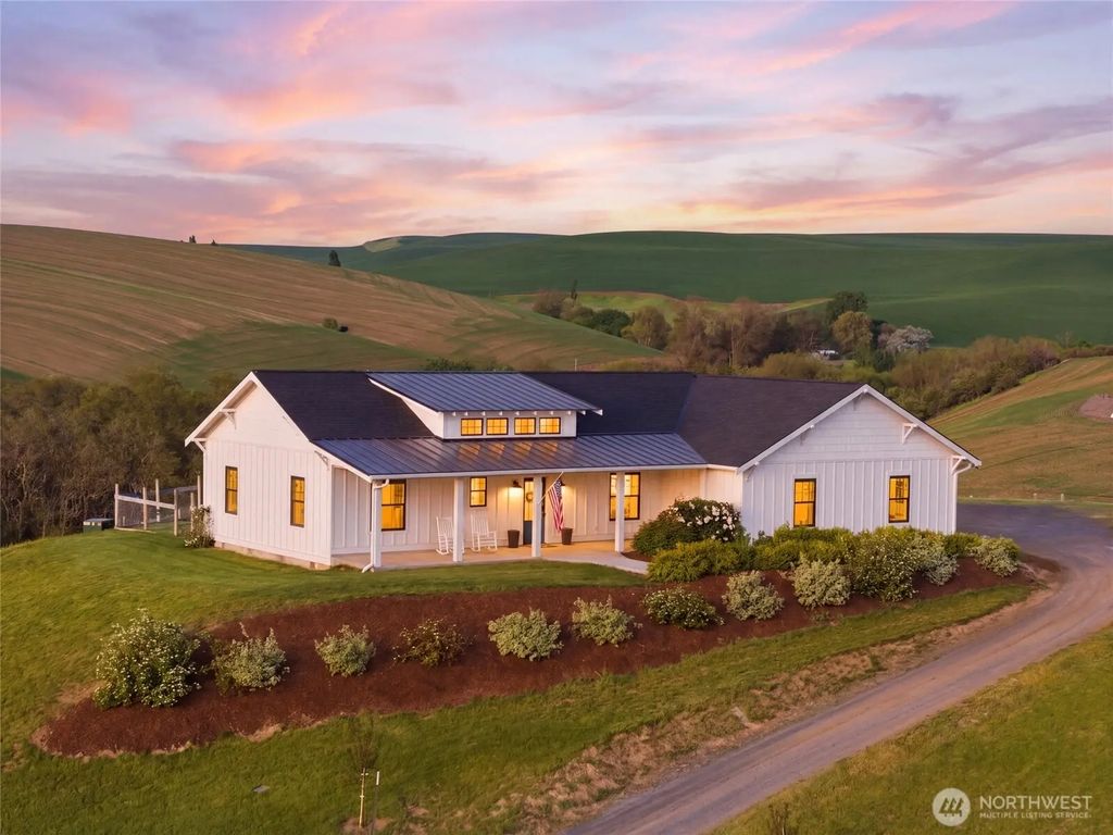 518 Stonecipher Road, Waitsburg
