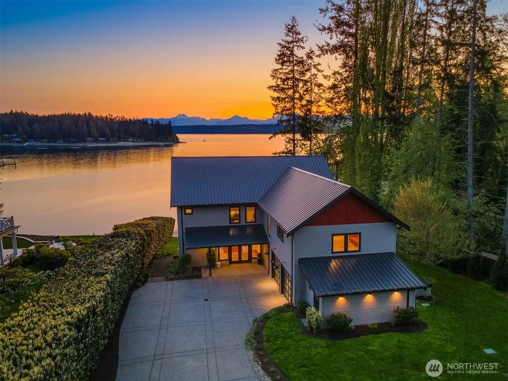 6783 Ne Bergman Road, Bainbridge Island