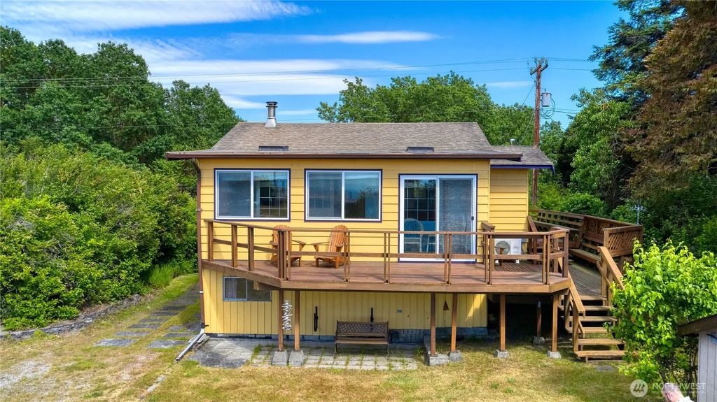 669 Marine Drive, Point Roberts
