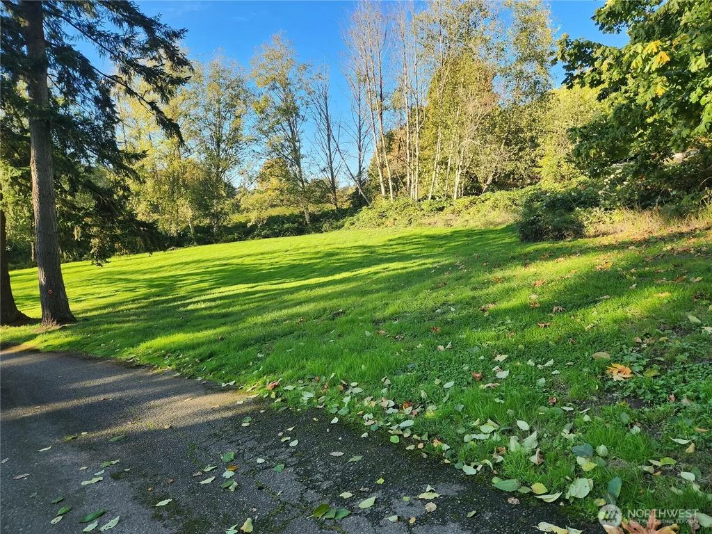 9859 Redmond Woodinville Road Ne, Redmond