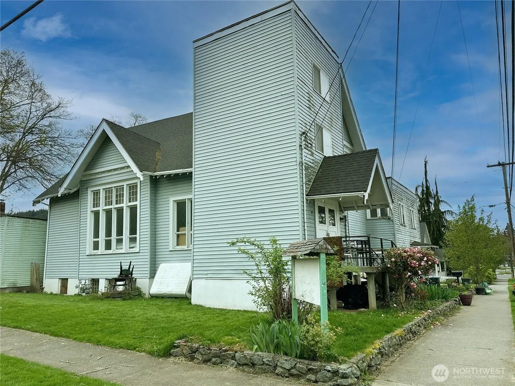 310 Gladstone Street, Bellingham