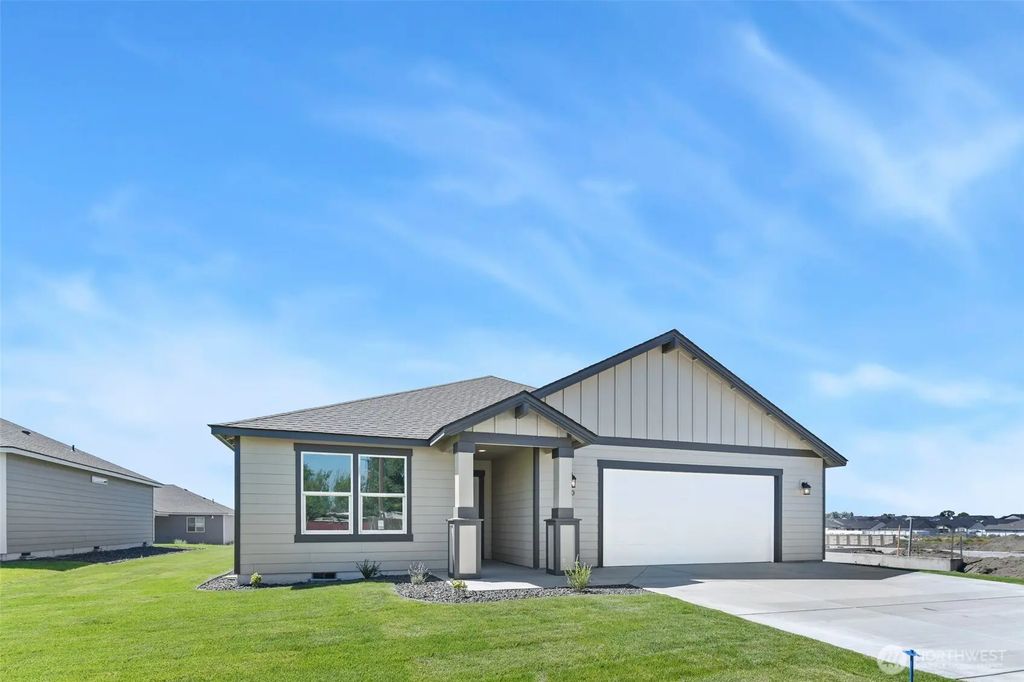 320 N Montana Street, Moses Lake