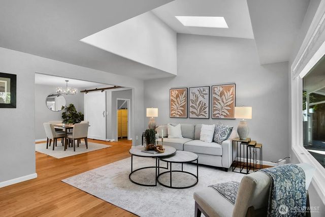 12117 Ne 143rd Place, Kirkland