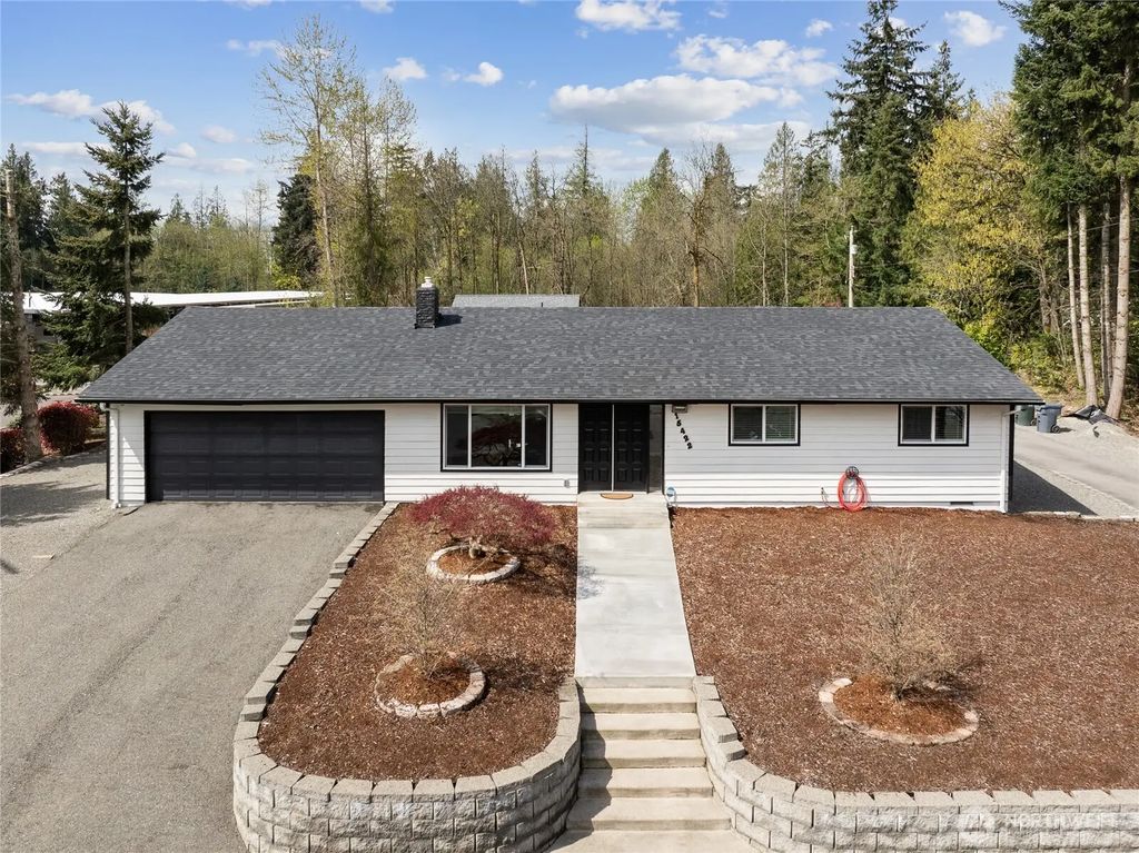 15422 Canyon Road E, Puyallup
