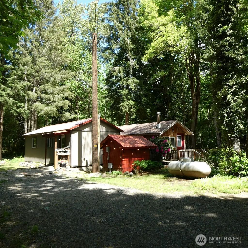 60099 State Route 20, Marblemount