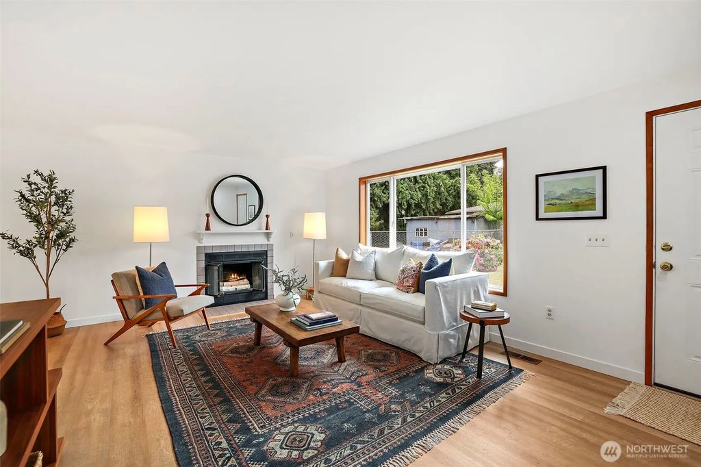 11726 8th Avenue S, Burien