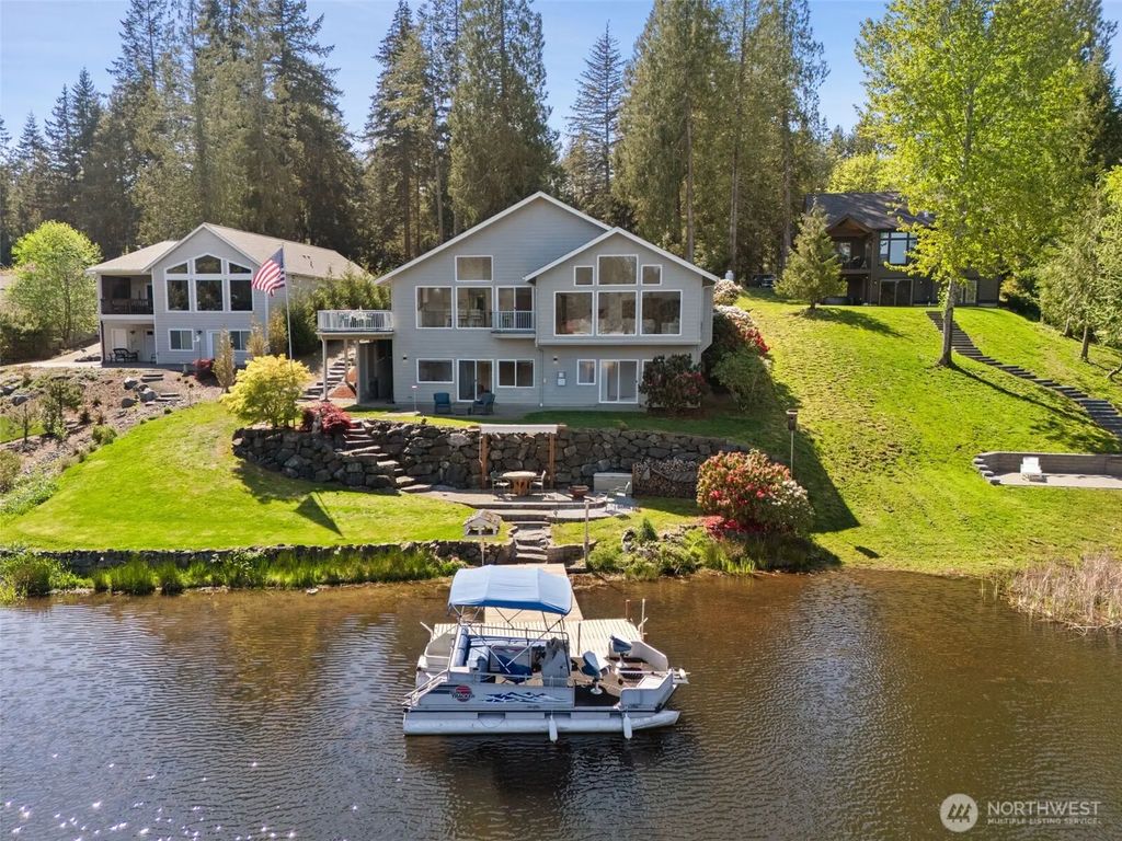 260 E Westlake Drive N, Allyn